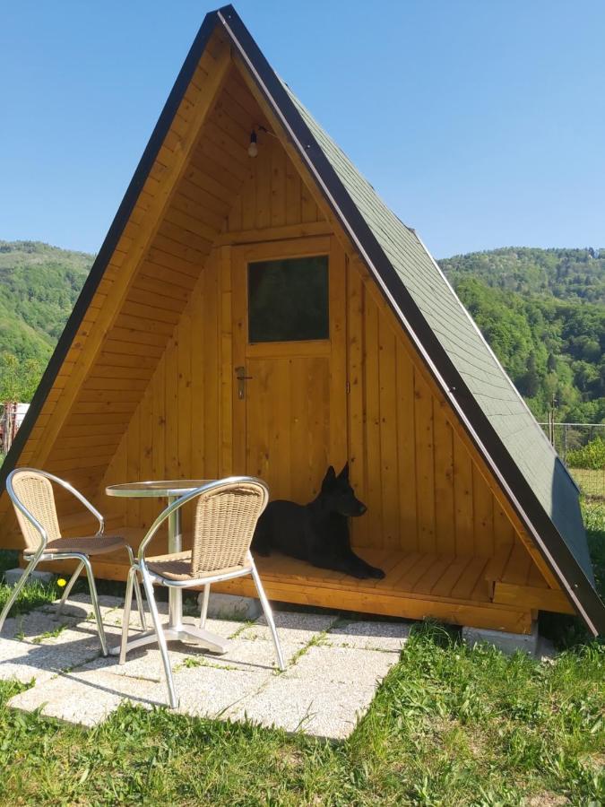 Glamping Hiske Petrin Hotel Tolmin Ngoại thất bức ảnh