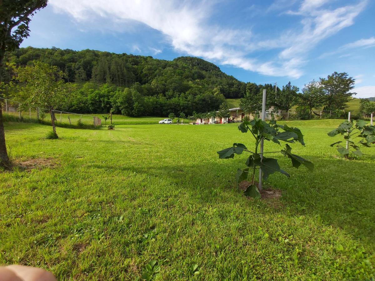 Glamping Hiske Petrin Hotel Tolmin Ngoại thất bức ảnh