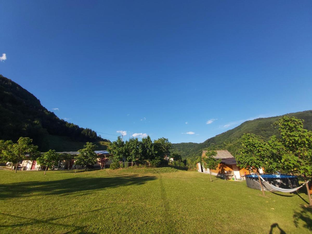 Glamping Hiske Petrin Hotel Tolmin Ngoại thất bức ảnh
