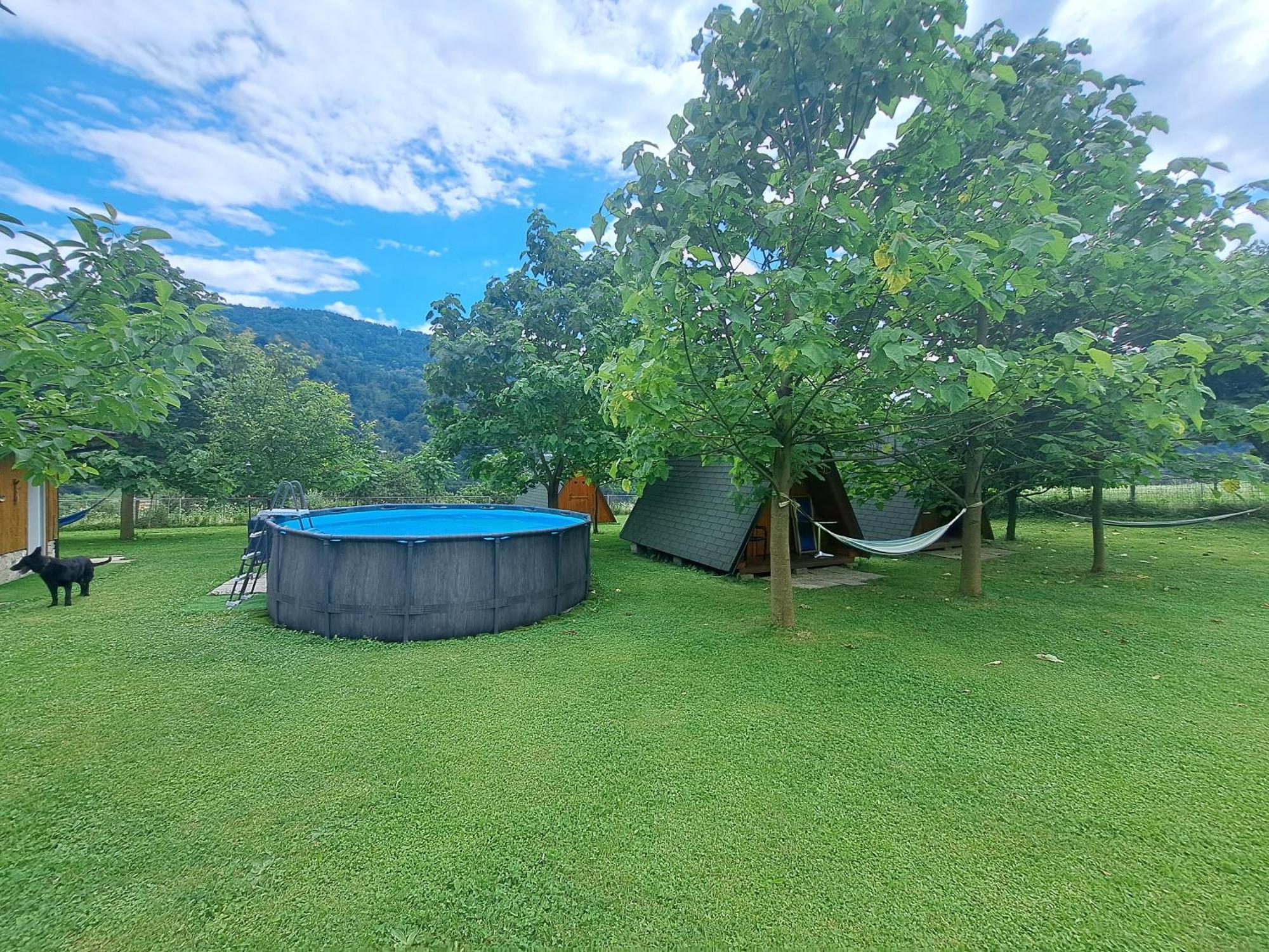 Glamping Hiske Petrin Hotel Tolmin Ngoại thất bức ảnh