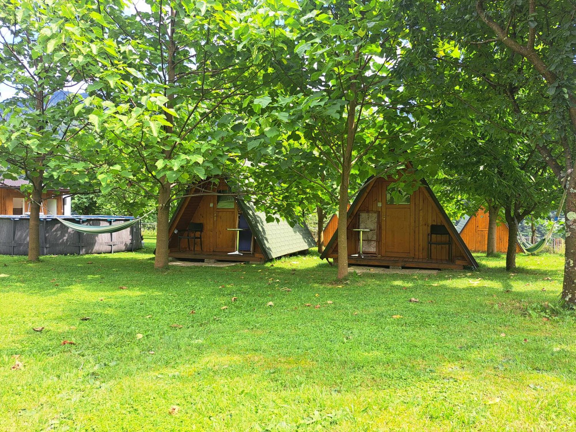Glamping Hiske Petrin Hotel Tolmin Ngoại thất bức ảnh